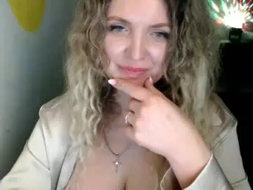 Chaturbate Free Live Porn of luxdonna