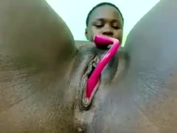 Chaturbate Watch Live Sex Cams of pinkylips_ebony