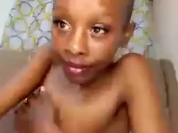 Chaturbate Live Porn of innocentcuteface