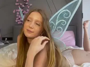 Chaturbate Watch Live Sex Cams of mirajuicyjune