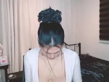 Chaturbate Live Sex Cam of cybercuddles