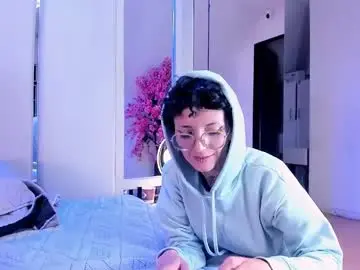 Chaturbate Live Sex of calioperoux1