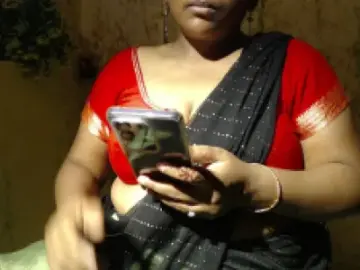 Dscgirls Adult Video Chat of itsMiraDesire