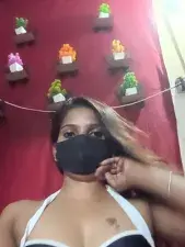 Dscgirls Adult Webcam of Desi_girl