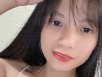 Imlive Free Live Porn of Lucie068