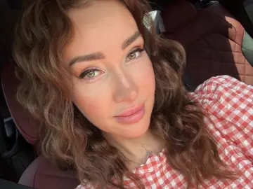 Imlive Live Sex Cam of millionairebaby
