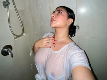 Imlive Adult Video Chat of LyssaSunnyy