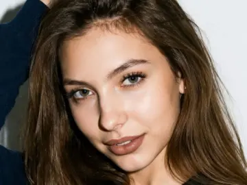 Livejasmin Best live sex cam show of LeannHonnerlaw