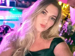 Myfreecams Live Sex of Bless_Ass
