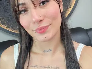 Myfreecams Free Porn Cam of Miss_charlot