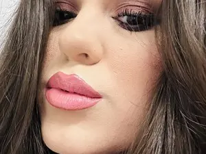 Myfreecams Adult Video Chat of LaylaLayla1