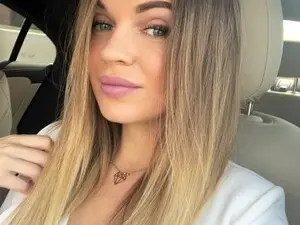 Myfreecams Live Sex Cam of AnnaOnly2312