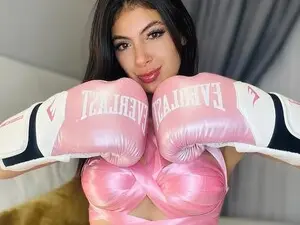 Myfreecams Sex Chat of Isa_hernandez