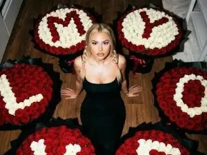 Myfreecams Live Sex Cam of perfecttits96