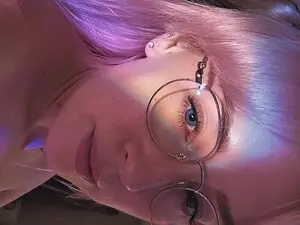 Myfreecams Free Porn Cam of NahlaHoney