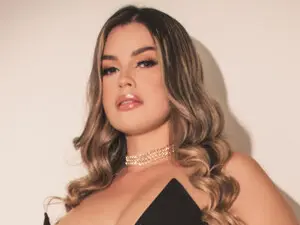 Myfreecams Free Live Porn of KylaMorrison