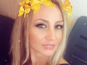 Myfreecams Sex Cam of Merlyn4u