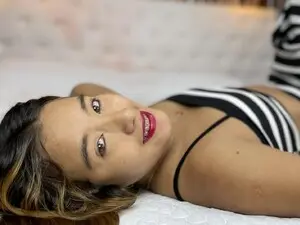 Myfreecams Private Sex Chat of Sofhiaa_