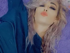 Myfreecams Watch Live Sex Cams of AliceRo