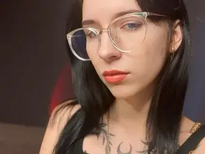 Myfreecams Sex Chat of KarolinaBlack