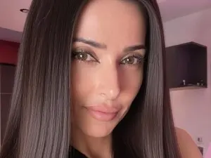 Myfreecams Free Porn Cam of SmileyTinaa