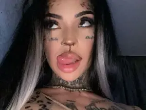 Myfreecams Adult Webcams of CreamyInkk