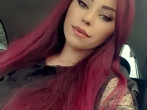 Myfreecams Adult Video Chat of Lara_Ella