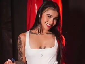 Myfreecams Free Live Porn of LunaLenox