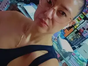 Myfreecams Watch Live Sex Cams of Samanthalusth