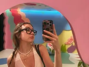 Myfreecams Free Live Porn of Temptressy