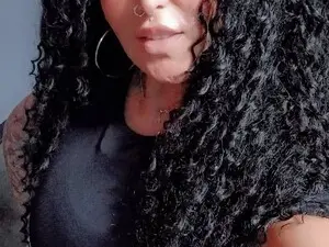 Myfreecams Sex Chat of SierraQuinn
