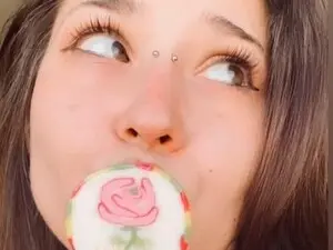 Myfreecams Nude Webcam of Alien4twenty