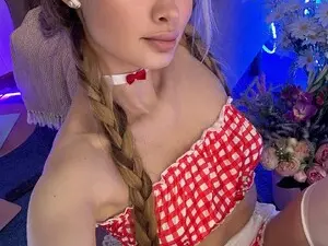 Myfreecams Nude Webcam of Lineagee