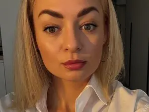 Myfreecams Live Sex Cam of NessaVix