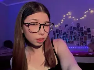 Myfreecams Best live sex cam show of LillyyLilith