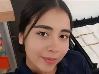 Streamate Watch Live Sex Cams of Danna_Petite