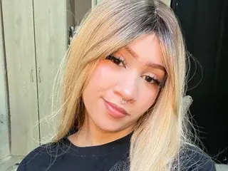 Streamate Adult Webcams of Kari_lovers