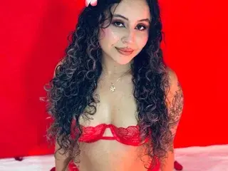 Streamate Adult Webcam of TinyLoveee
