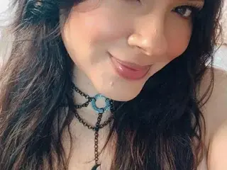 Streamate Watch Live Sex Cams of SophieCurvess