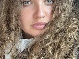 Streamate Free Porn Cam of SincereGrace