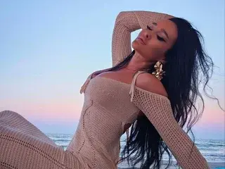Streamate Watch Live Sex Cams of Amoraluxee