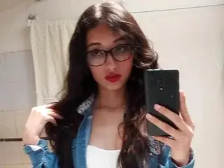 Streamate Free Live Porn of HeilyMoon
