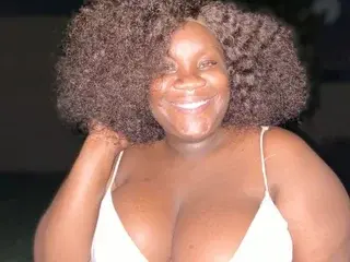 Streamate Best live sex cam show of RoyalCuttiexoxo
