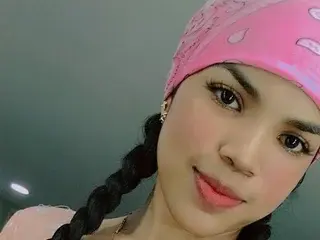 Streamate Live Porn of ximena_ruiz