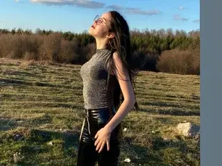 Streamate Free Porn Cam of ADIYNE