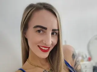 Streamate Watch Live Sex Cams of EmeraldStorm