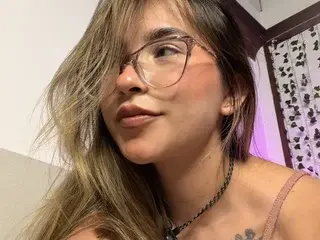 Streamate Best live sex cam show of AuraRosse