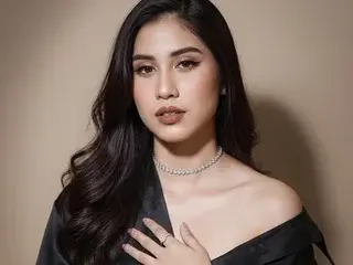 Streamate Sex Cam of aithna_smitc