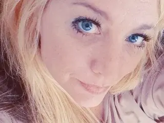 Streamate Sex Cam of LizaLive