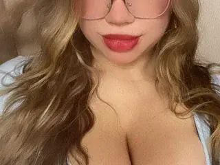 Streamate Watch Live Sex Cams of ScarlethBrooks